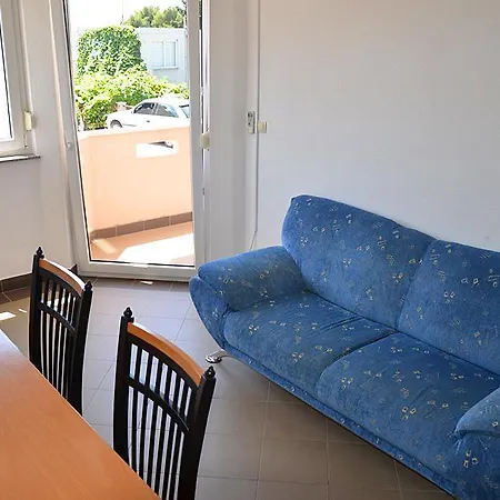 Gucanin Apartment Trogir