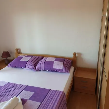 Gucanin Apartment Trogir