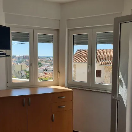 Gucanin Apartment Trogir