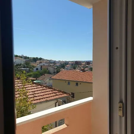 Gucanin Apartment Trogir